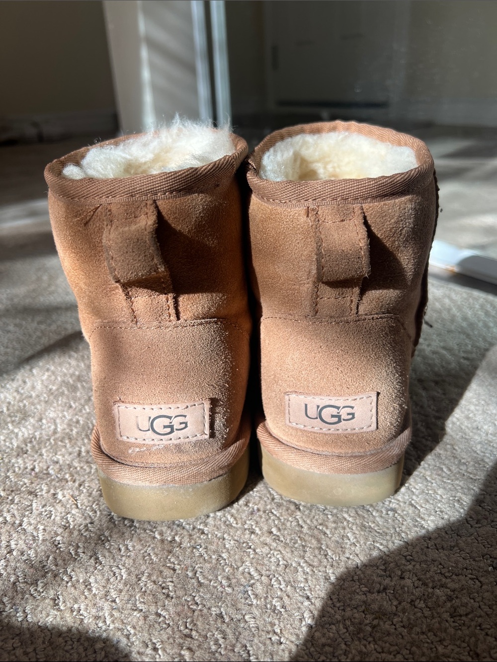 UGGs Classic Mini